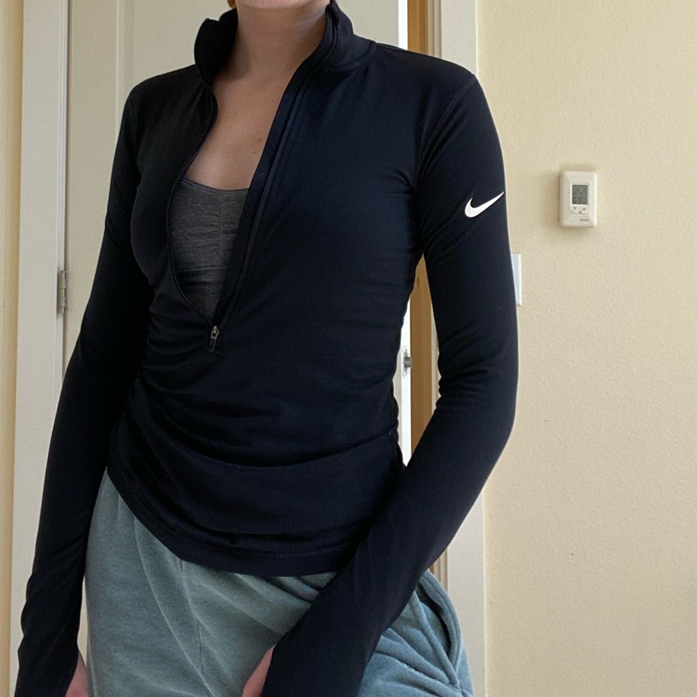 NIKE DRIFIT QUARTER ZIP SWEATER